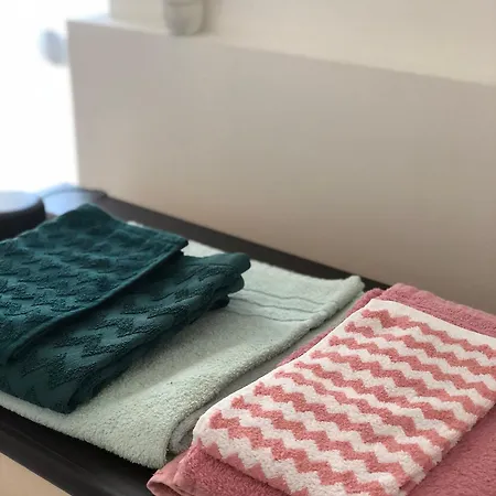 Casa Ilaria בית הארחה Armeno